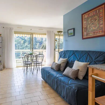 Апартаменты Domaine Du Clairfontaine By Interhome